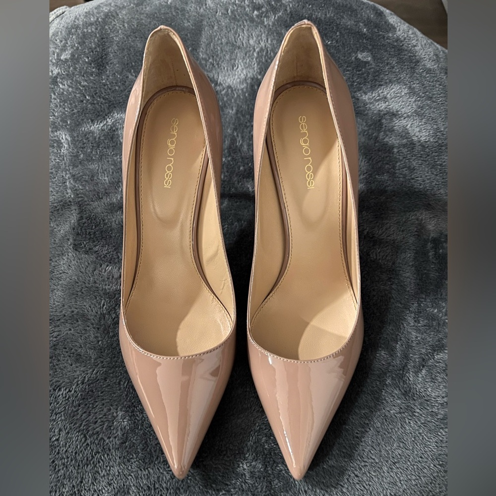 Sergio Rossi Beige Patent Heels
